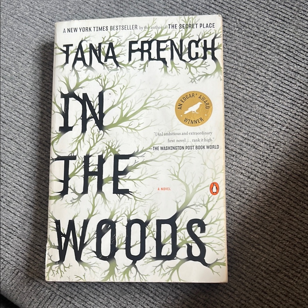 In the Woods by Tana French Paperback